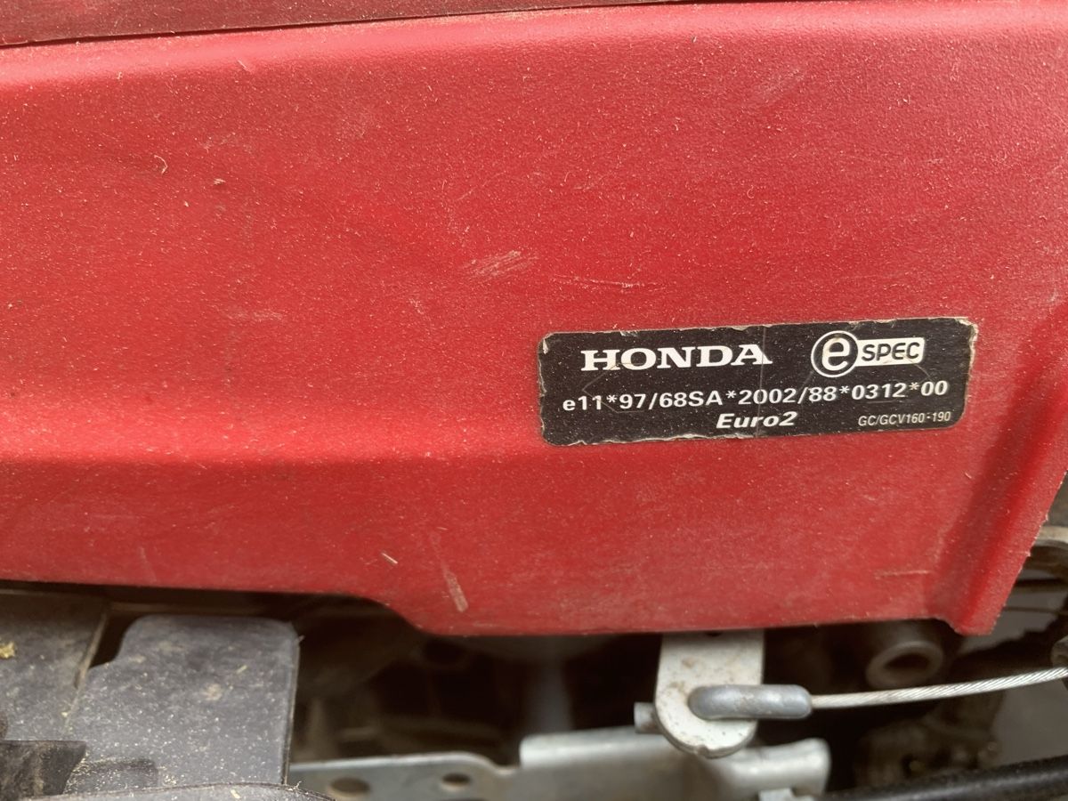 Honda Tondeuses à gazon: Rasenmäher Honda – D'occasion à Kappelen par MF1200 4