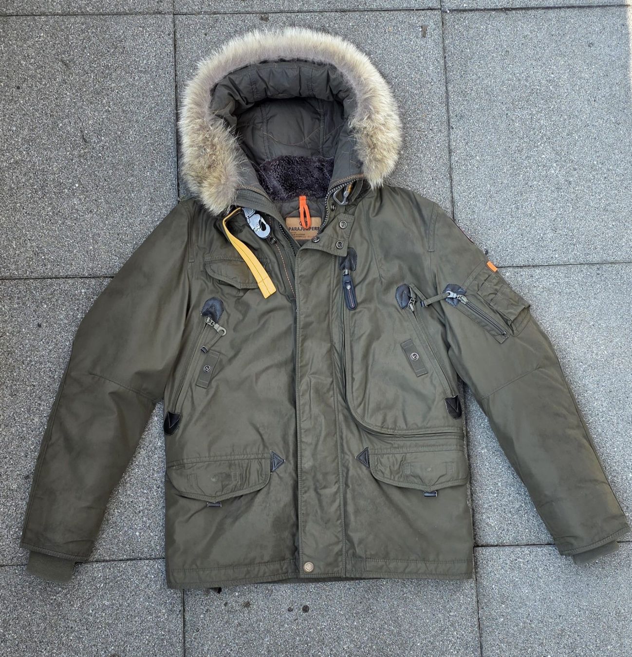 Parajumpers Giacche: Parajumpers Jacke "Masterpiece Series" Size Small – Usato da Nänikon venduto da Bi9Ca2Ec