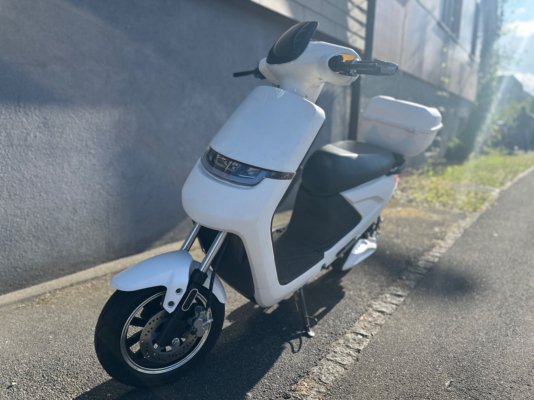 Vespino Scooter: Zilla poco Electric Scooter Ab. 1 Franken – Usato da Aarau venduto da bikestones 2