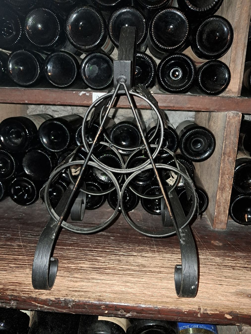 Portabottiglie: porte bouteille en fer forger – Usato da Le locle venduto da juliensaran 1