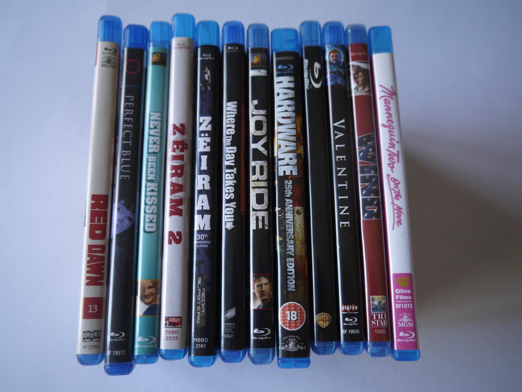 Tutti i DVDs: SAMMLUNG 12 Seltene Blu Ray – Usato da Hagendorn venduto da Blaf 2