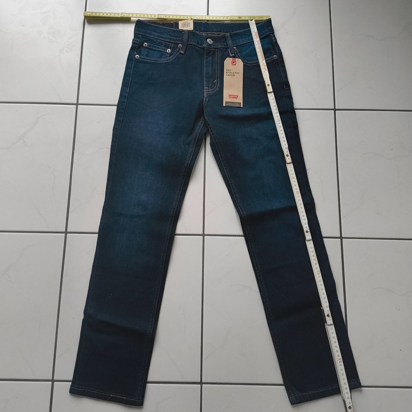 Levi's Jeans: Levis  541 Jeans W 30 – Nuovo (secondo la descrizione) da Uitikon Waldegg venduto da PJLS1 1