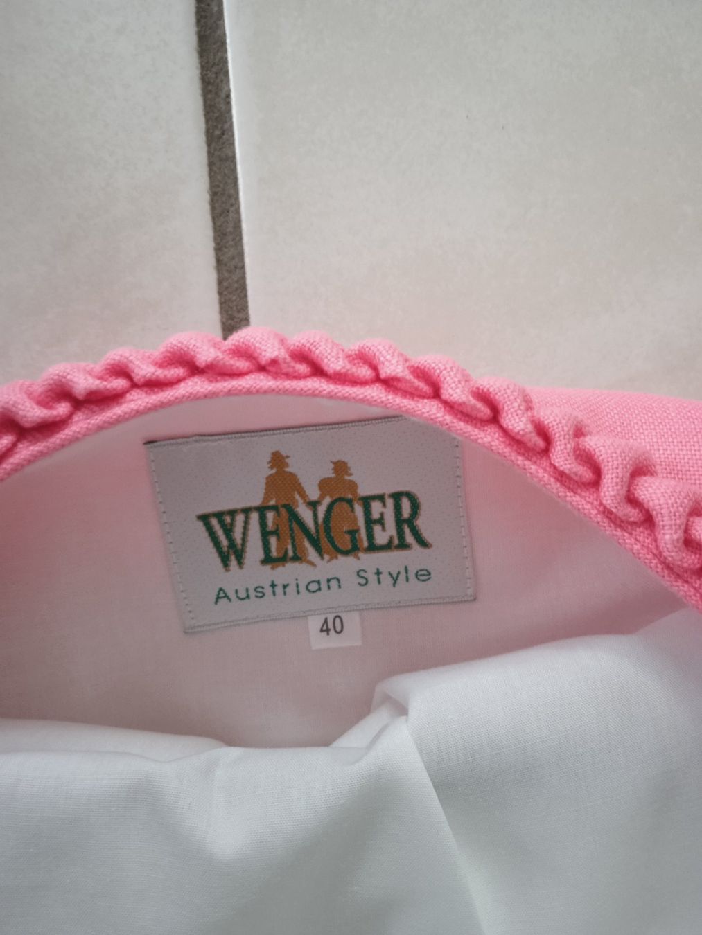 Kostüme: Dirndl von Östereich in Rosa Gr. 40 – Neu (gemäss Beschreibung) aus Rothrist von MaSa82 3