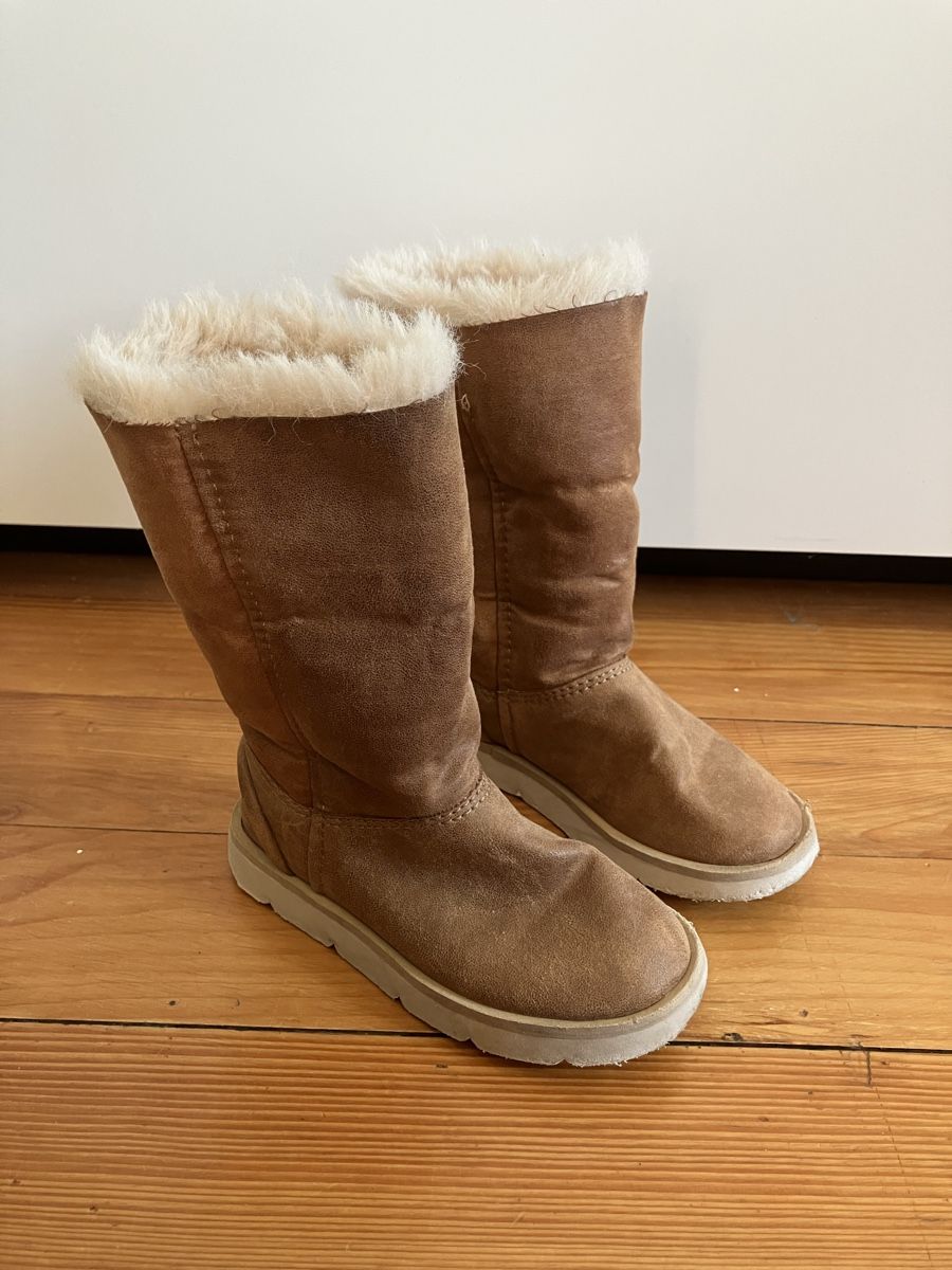 Zara Schuhe für Mädchen: Bottes chaussures – Gebraucht aus Sion von edelweissse