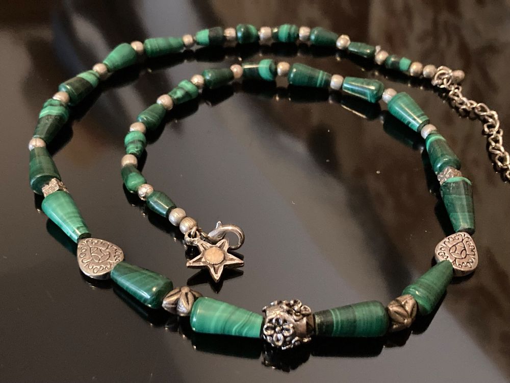 Collier Sautoir En Malachite 115 Grammes - Occasion