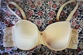 CHANTELLE Soutien-gorge balconnet rose poudre 85D - NEUF