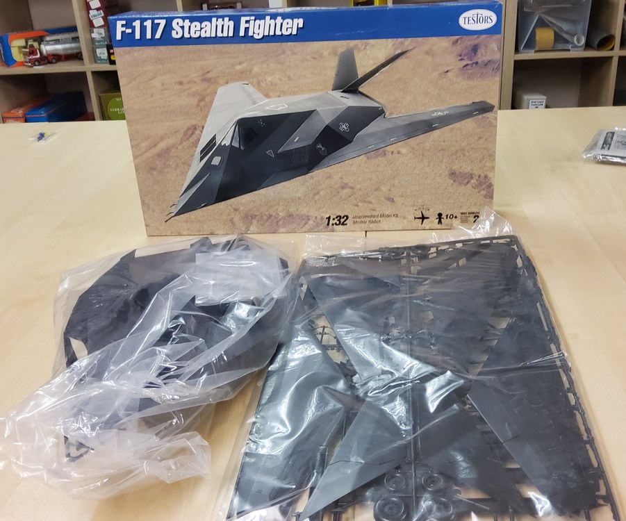 Avion De Collection Altaya – F-117 Stealth – Échelle 1/150 – Diecast – Réf. AL1005J