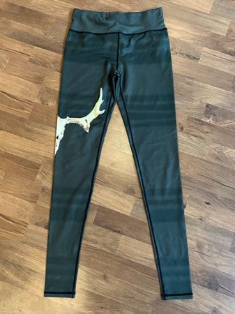 Sport Leggings schwarz/grün mit Hirschgeweih in Grösse S