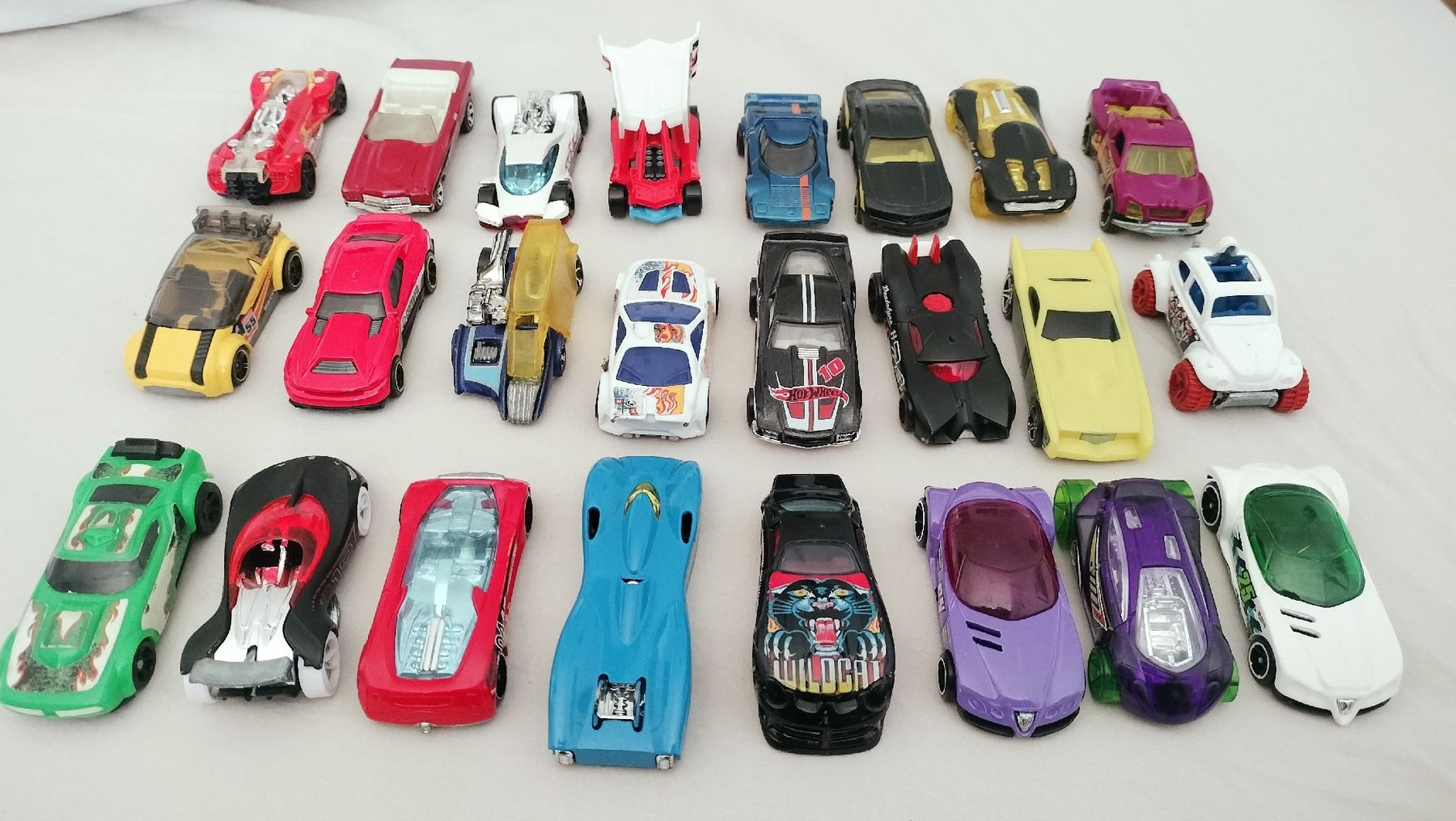 Hot Wheels Spielzeuge: Lot de 24 hot wheels – Gebraucht aus Villars-sur-Glâne von Pilaune