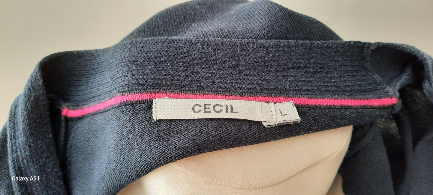 Cecil Giacche: ***CECIL*** Feinstrickjäckli dunkelblau Gr. L – Usato da Wädenswil venduto da H2H_Secondhandshop 3