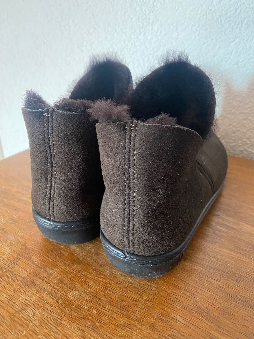 Scarpe da donna: Stiefelette aus echtem Lammfell Gr. 39 – Nuovo (secondo la descrizione) da Uerikon venduto da Vonkamo 1