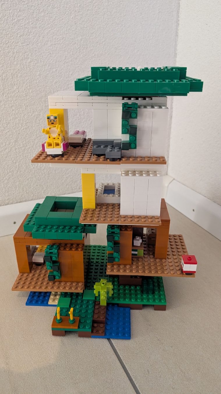 Lego Kit di costruzioni: LEGO Minecraft Das moderne Baumhaus 21174 - selten – Usato da Möhlin venduto da hans_d 3