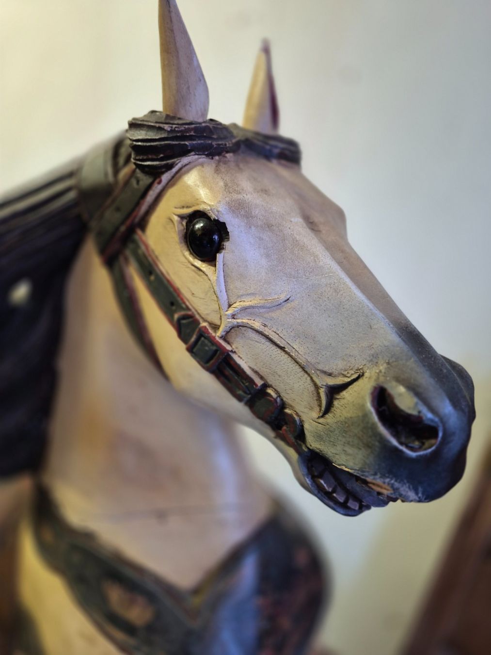 Figuren: Karusselpferd – Gebraucht aus Obermumpf von Dubag 1