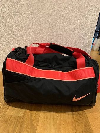 Nike Sporttasche rosa