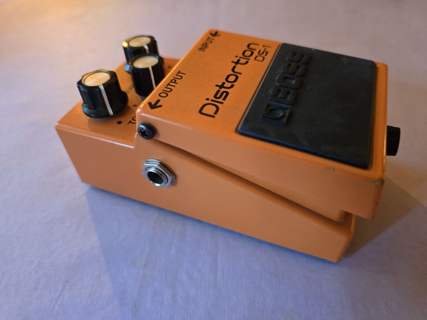 Boss Strumenti musicali: BOSS DS-1 DISTORTION – Usato da Zürich venduto da Antiquedealer 2