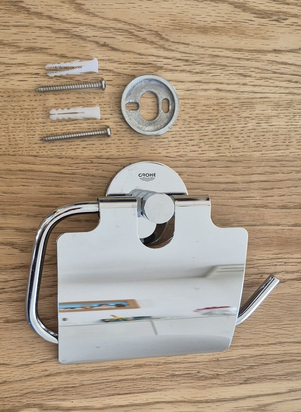 Grohe WC: Grohe Essentials, Toilettenpapierhalter – Usato da Wermatswil venduto da Appolon7 1