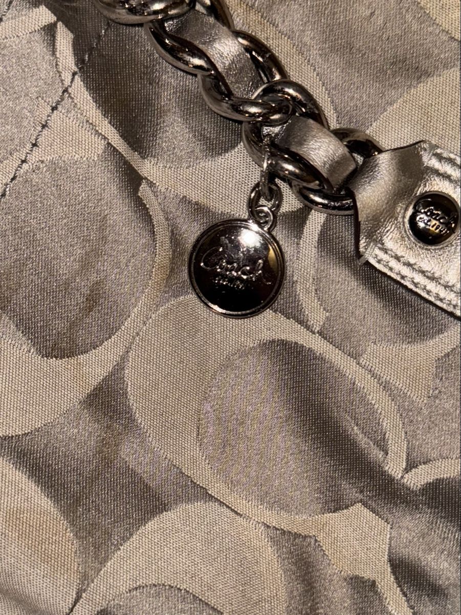 Coach Taschen für Damen: vintage coach bag silver   – Gebraucht aus Oberhofen Thun'see von 61archive 4