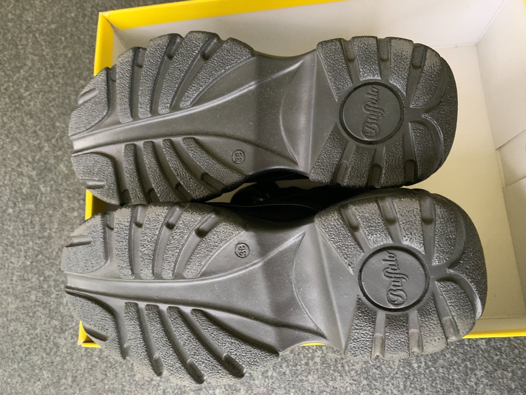 Damenschuhe: Buffalo Schuhe Gr. 38, neu  ***SCHNÄPPCHEN*** – Neu (gemäss Beschreibung) aus Waldkirch von kanada015 2