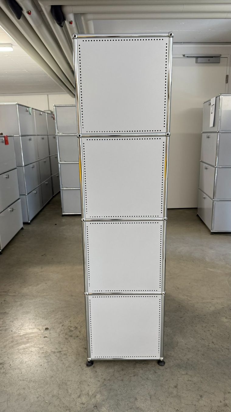 USM Scaffali: USM Haller Schrank – Usato da Sursee venduto da Buerobedarf 1