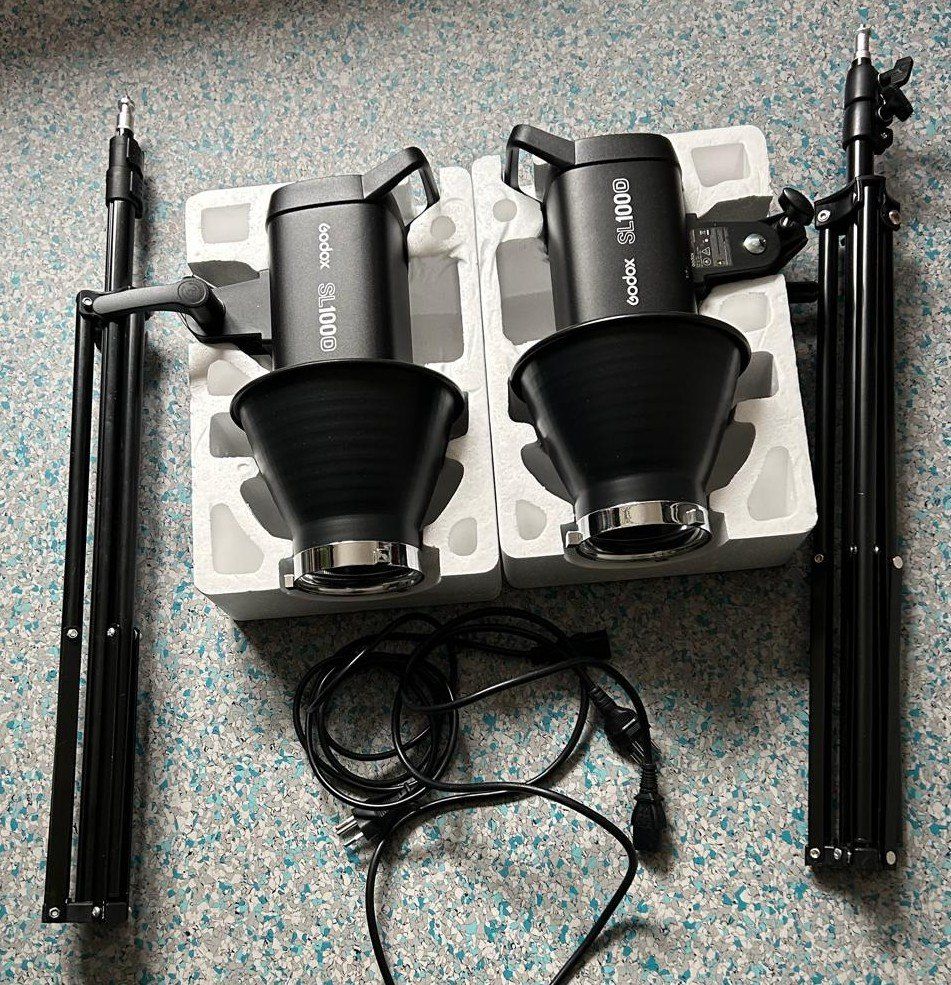 Lampade: Godox SL100D Set – Usato da Jegenstorf venduto da malartv 2