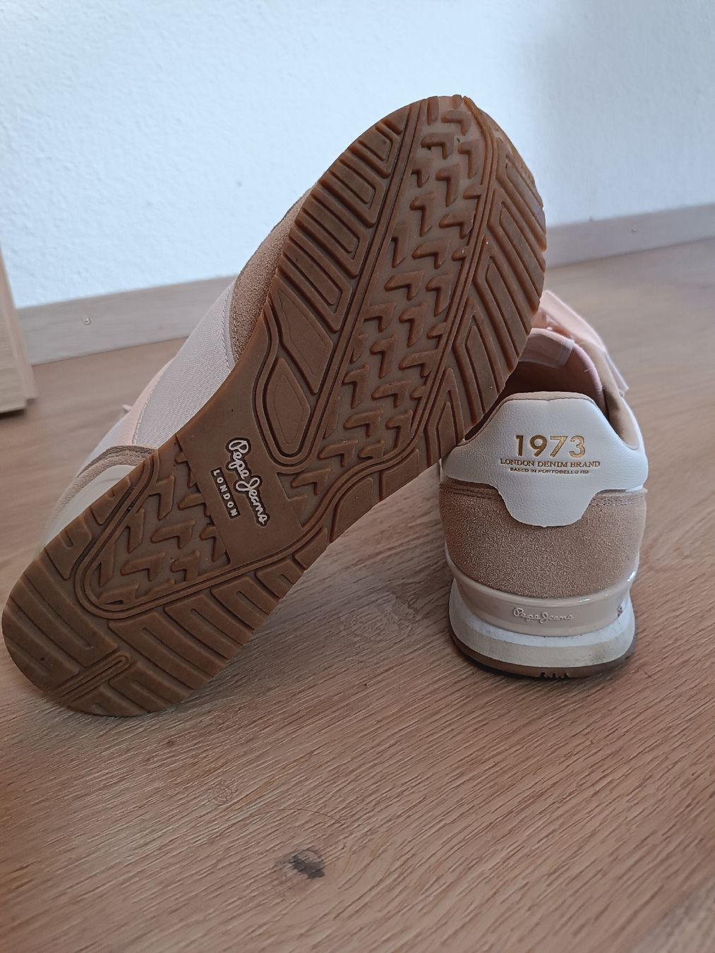 Pepe Jeans Scarpe da donna: Sneakers Pepe Jeans  41 – Usato da Arbedo venduto da cuc_8zbh 2