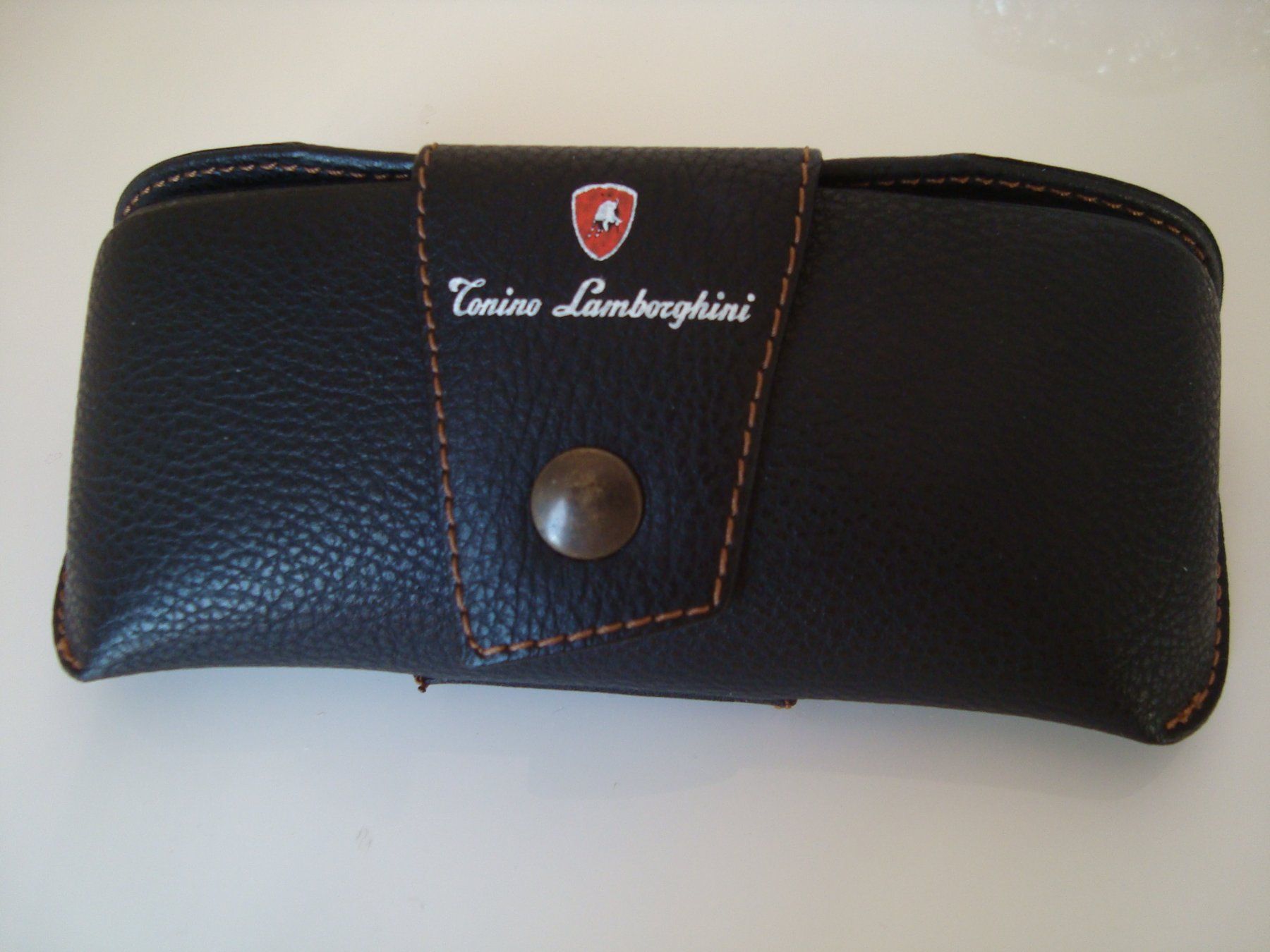Altro in  Abbigliamento & Accessori: Etui à lunettes Lamborghini – Nuovo (secondo la descrizione) da Fribourg venduto da ruswil007