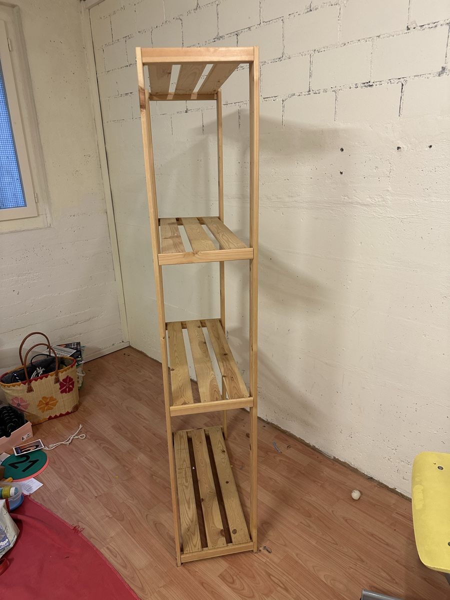 Scaffali: Ikea Wood Shelving Unit – Usato da Thalwil venduto da emanespoli 1