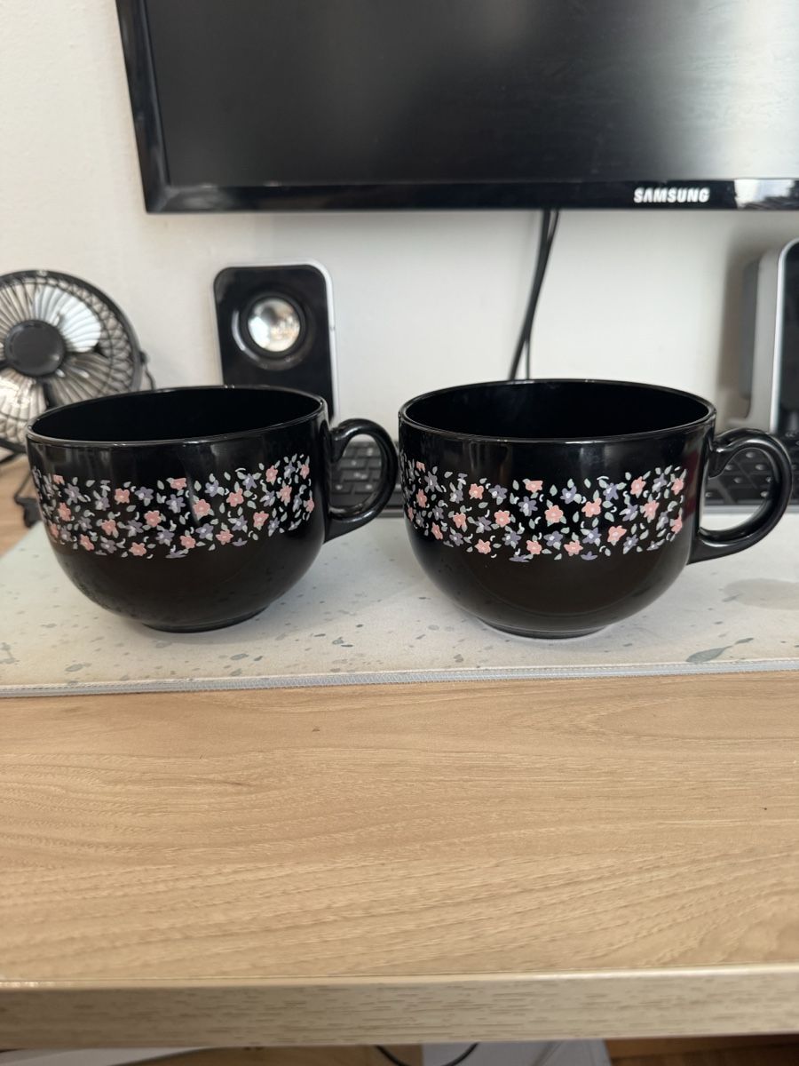 Tasses: Set 2 tazze nere floreali – D'occasion à Viganello par BlackPanda0003