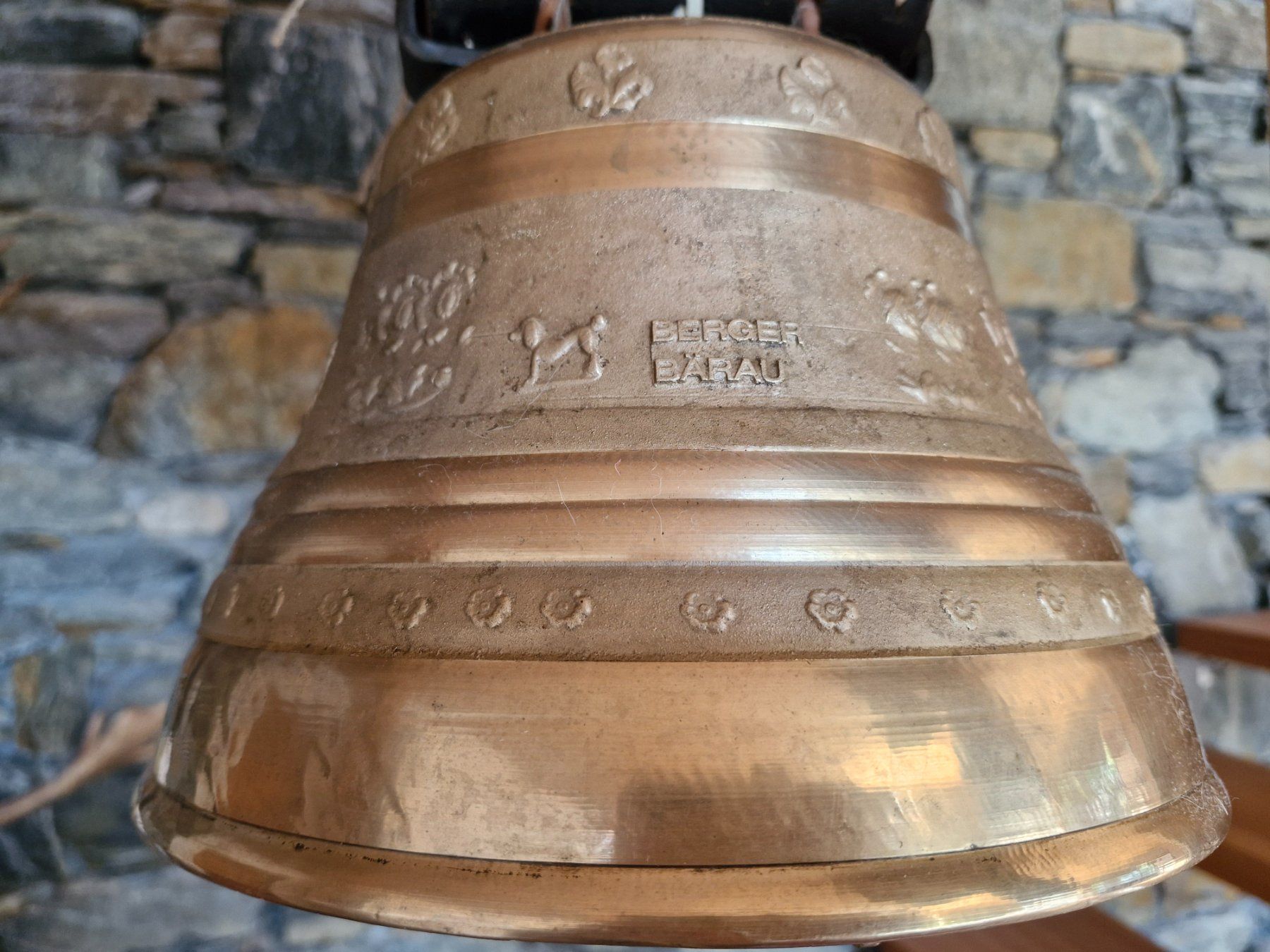 Cloches & sonnailles: Glocke Treichel – D'occasion à Guarda par rue_bpd7 2