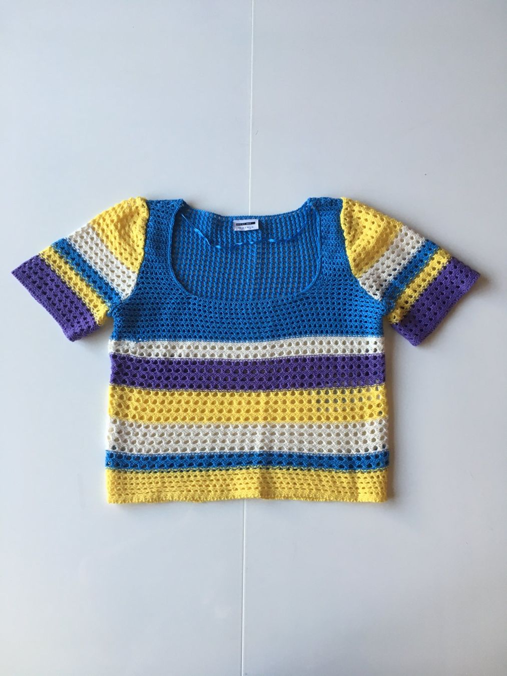 Tops: Top tricot multicolore - taille L – D'occasion à Troinex par Irisglo