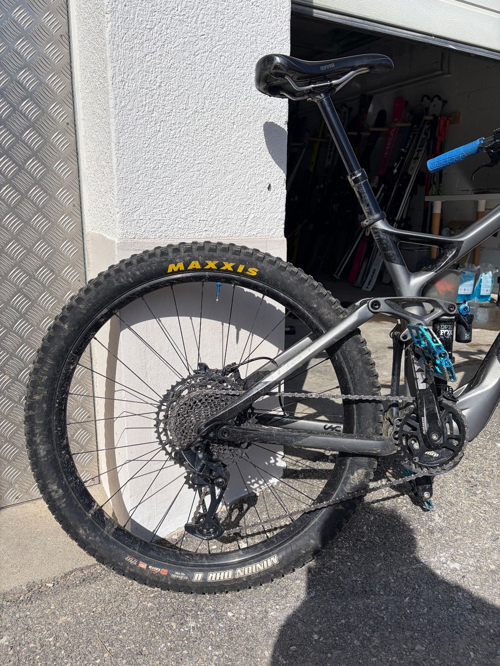 Felt Biciclette: Felt Compulsion 3 - Enduro Bike – Usato da Davos Platz venduto da Ikuza 1