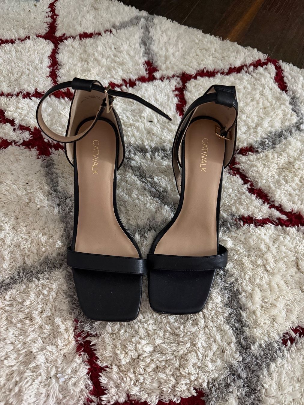 Scarpe da donna: High Heels, Schwarz, Grösse 37 – Usato da Weiach venduto da nou_t2x8
