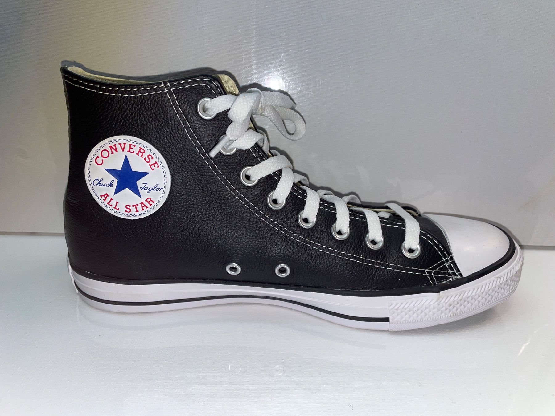 Converse Chaussures hommes: schwarze hohe Leder Converse  'ALL STAR' in 42.5 – D'occasion à Wolfhausen par Mawere 3