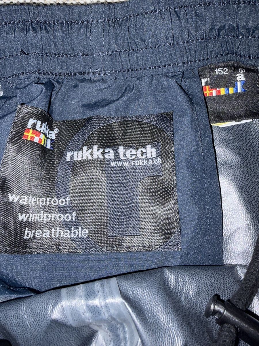 Rukka Pantaloni: Kinder Regenhose von Rukka – Usato da Schinznach Dorf venduto da Balz1968 2