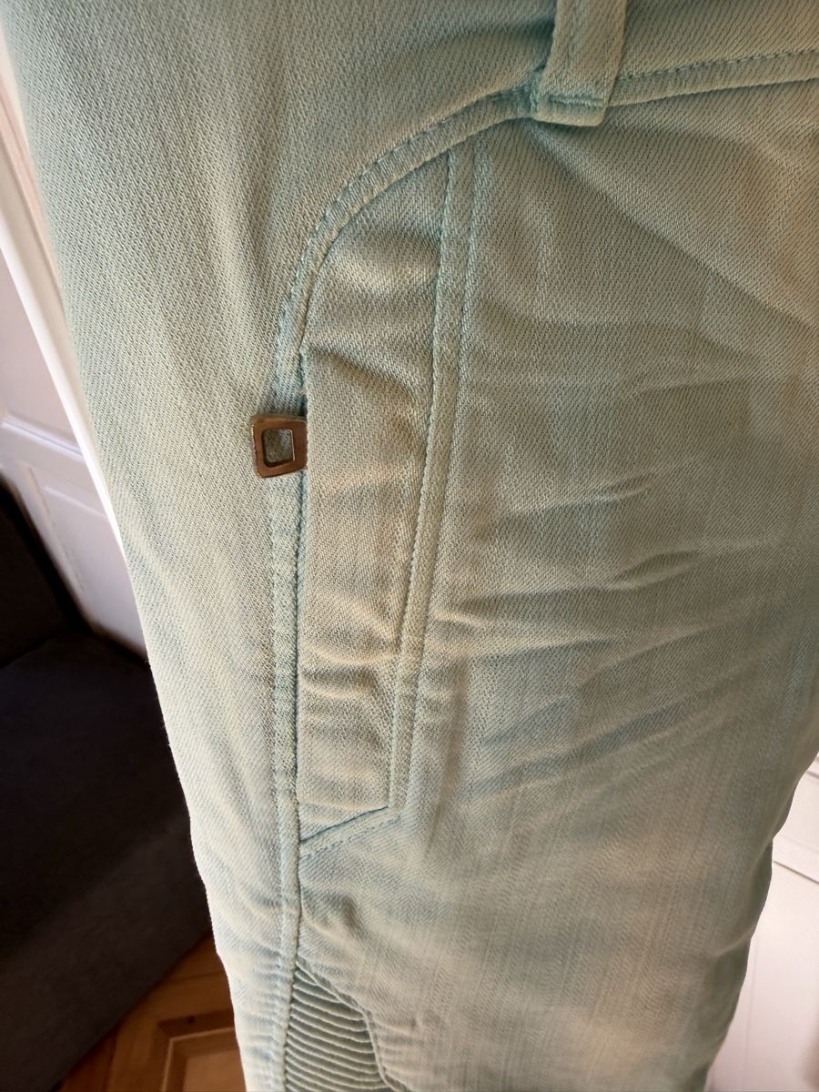 Jeans: Balmain Jeans, hellblau, Gr. 36- Super Zustand! – Nuovo (secondo la descrizione) da Uetikon am See venduto da jan_bx6p 3