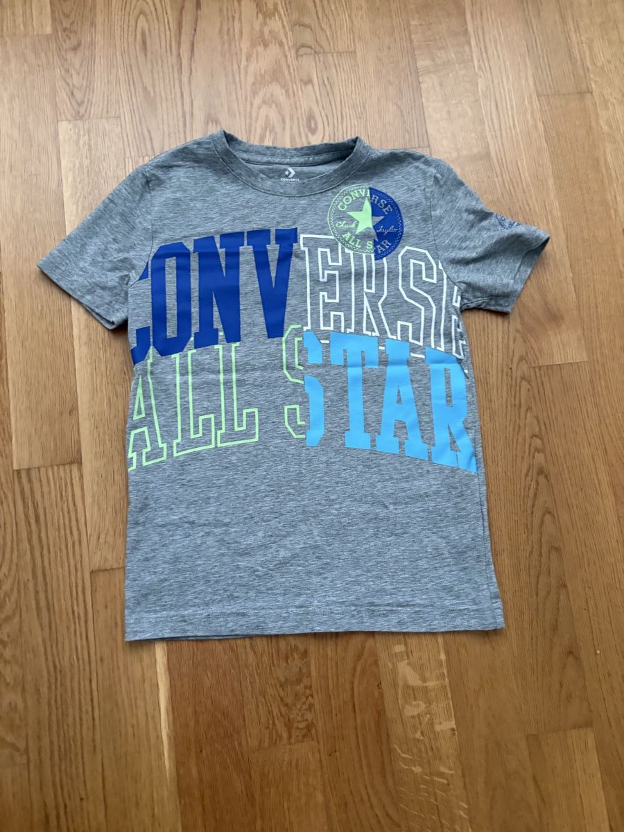 Converse Camicie, T-shirt & Polo: Junge T-Shirt Converse Gr. 128-132 – Usato da Winterthur venduto da Baby117