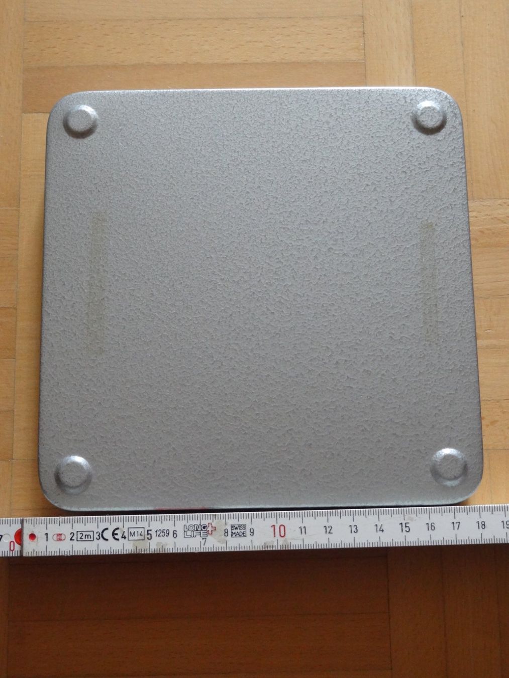 Barattoli: Filmdose metall 18cm quadratisch – Usato da Lausen venduto da somtech