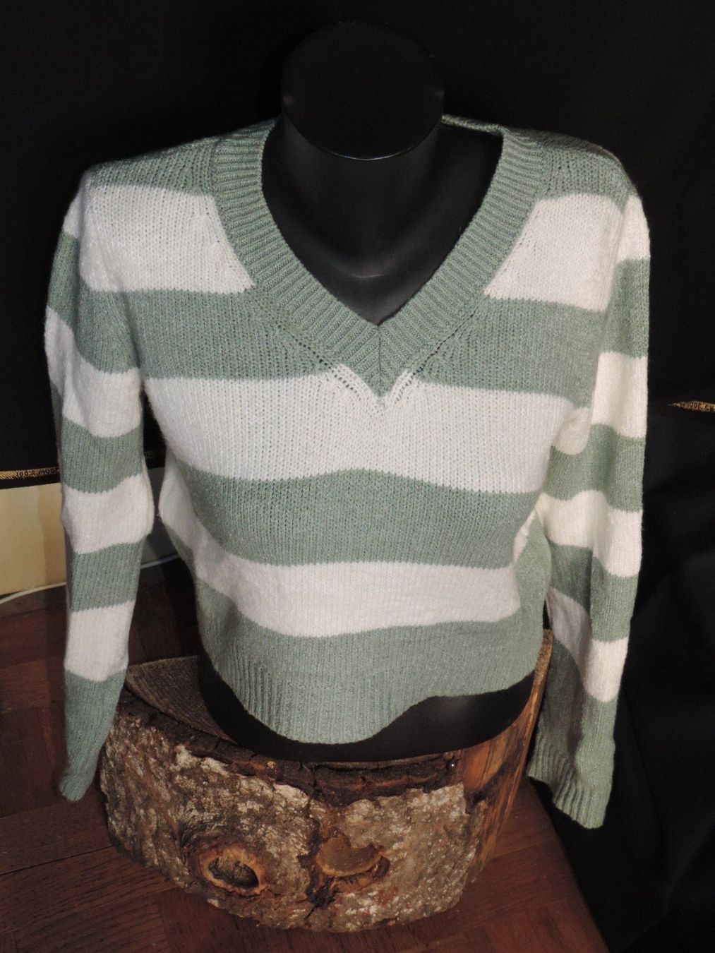 Maglioni & Felpe: pull en maille  rayé vert et blanc – Usato da Genève venduto da Axelle333 3