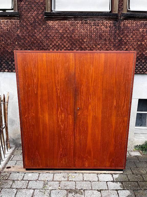 Schränke: Schrank Teakholz massiv – Gebraucht aus Hinterkappelen von teddyjutzi