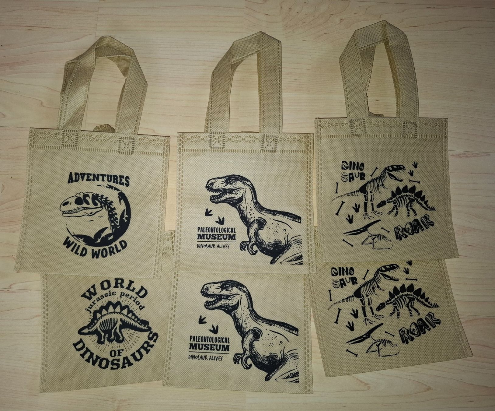 Tutte le decorazioni: Party Mitbringsel Dino – Nuovo (secondo la descrizione) da Oberurnen venduto da rotty80 1