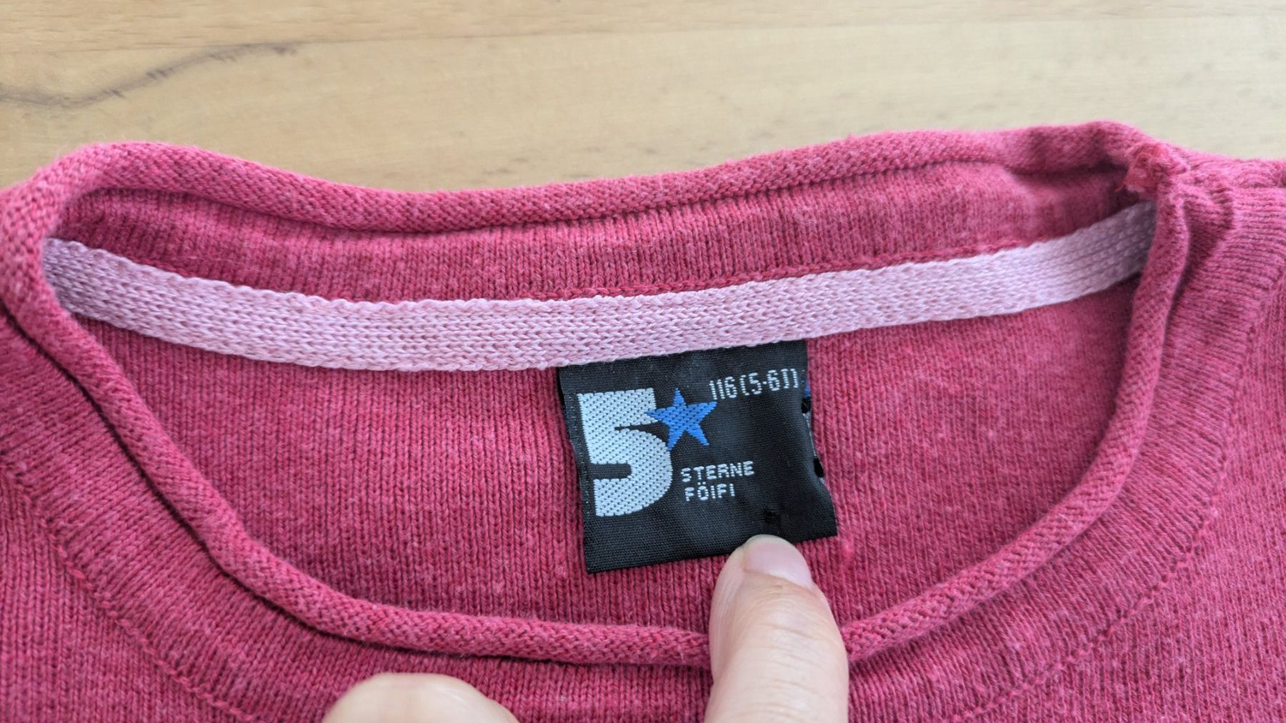 Maglioni & Felpe: Warmer Sterne Foifi Pullover mit "Scheffin" Text - 116 – Usato da Staufen venduto da Fleby84 2