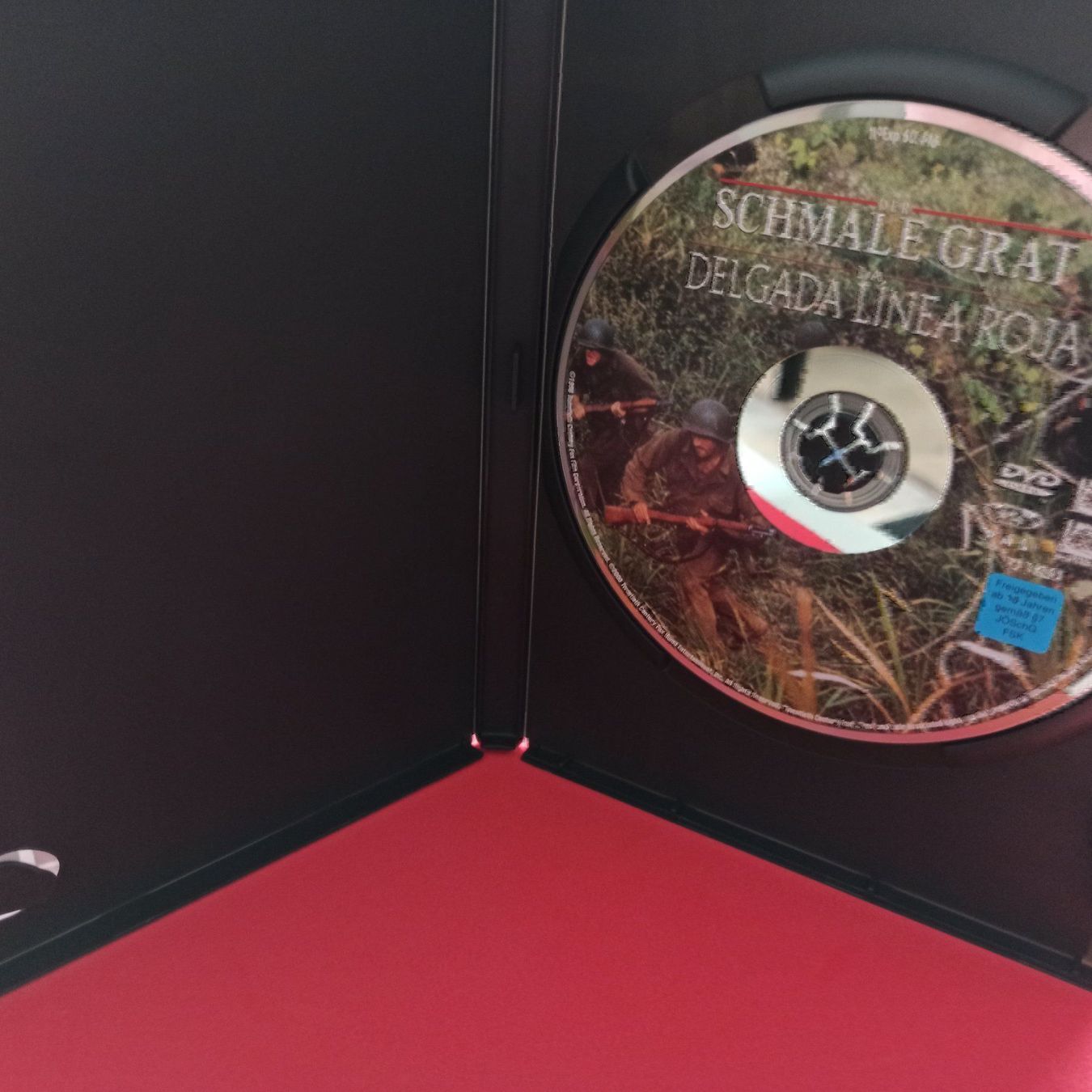Tutti i DVDs: Der schmale Grat - (1998) – Usato da Dübendorf venduto da kb86_MOVIE 3