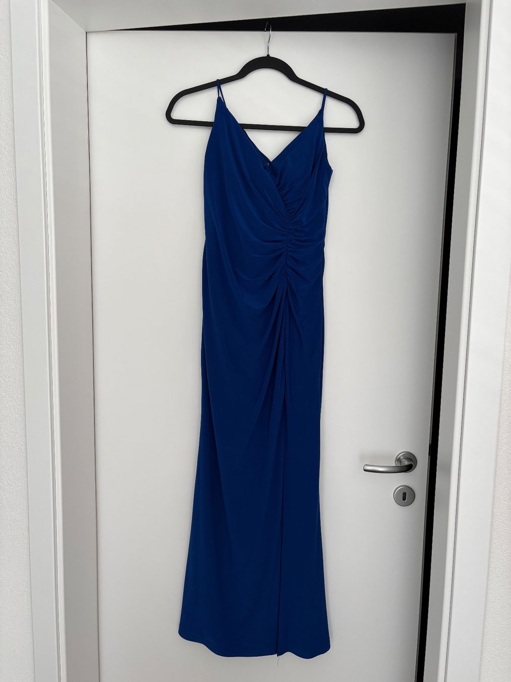 Robes: robe bleu foncée – D'occasion à Sorens par ma.stlz