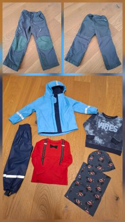 Kleider Gr. 104 Regenjacke, Regenhose, Outdoorhose Jako-o
