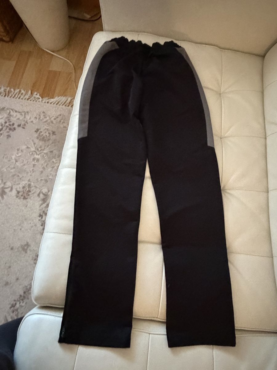 Pantaloni: DOWN LOAD- Training Hose für Jungs – Usato da Dietlikon venduto da Locinda 2