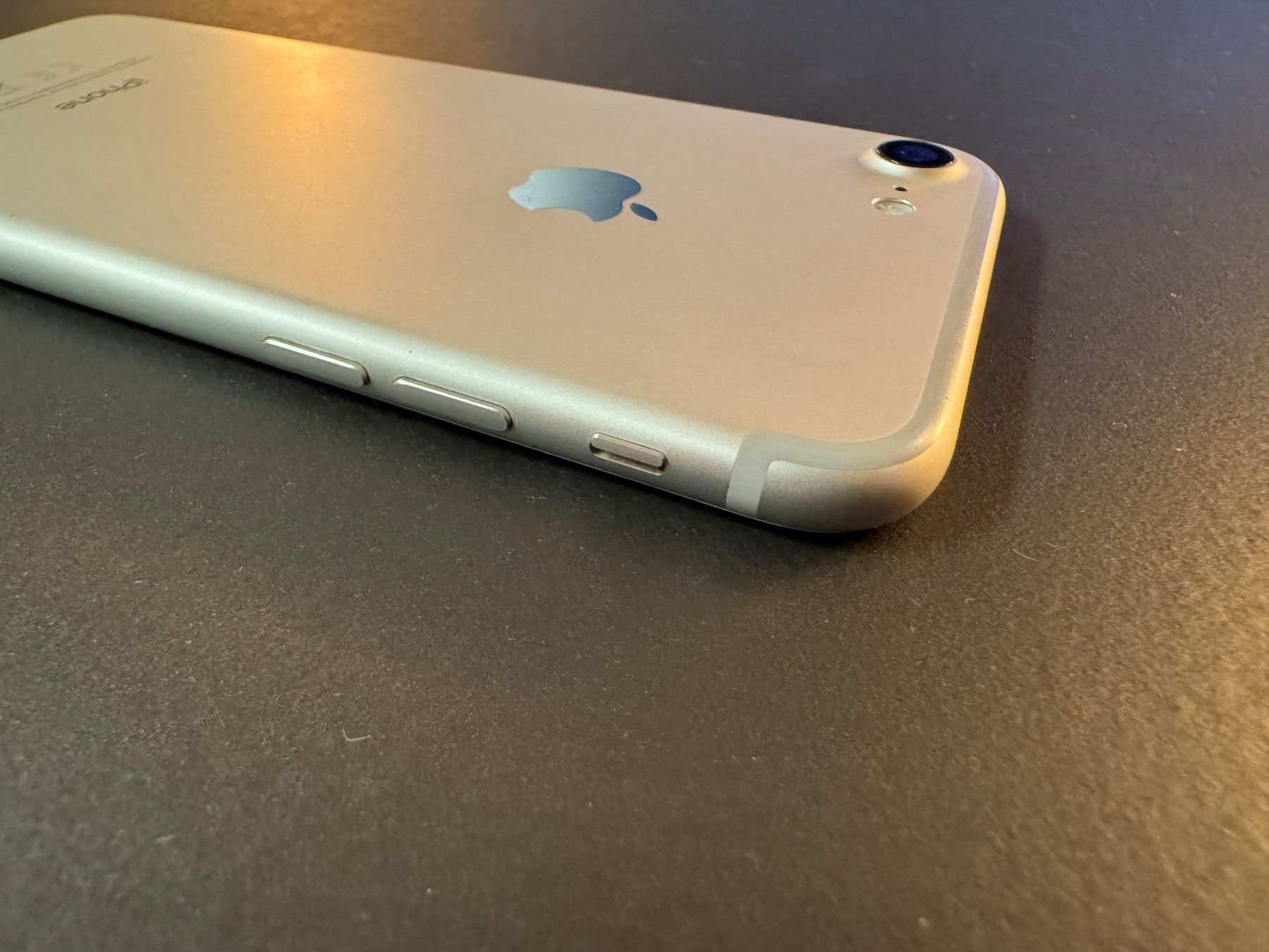 Apple Handys / Smartphones: Apple iPhone 7 – Gebraucht aus Bözberg von eli_rz6q 2