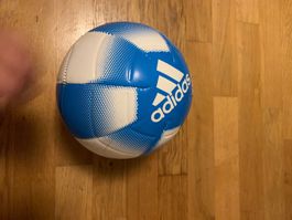 Fussball (Adidas)
