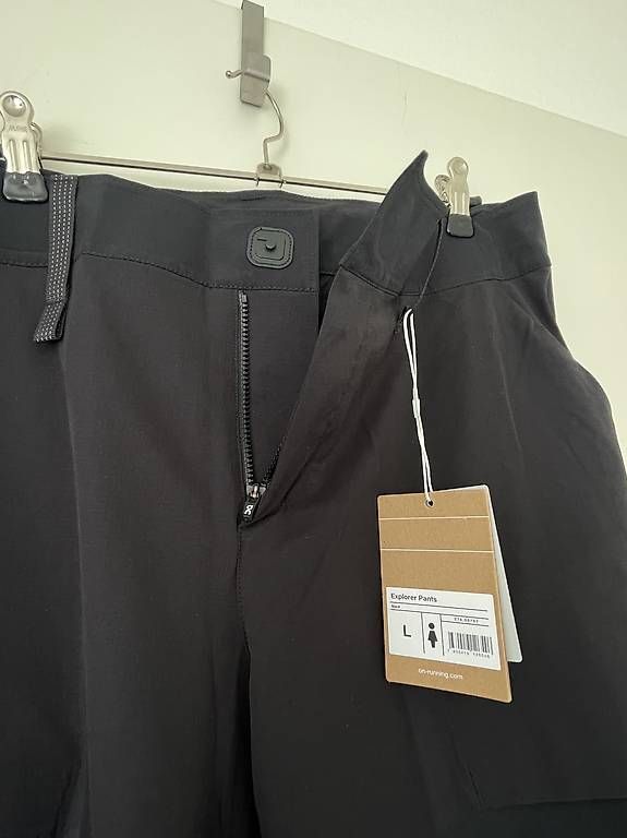 Hosen: ON - women hiking pant size L – Gebraucht aus Zürich von ath_d7hl 1