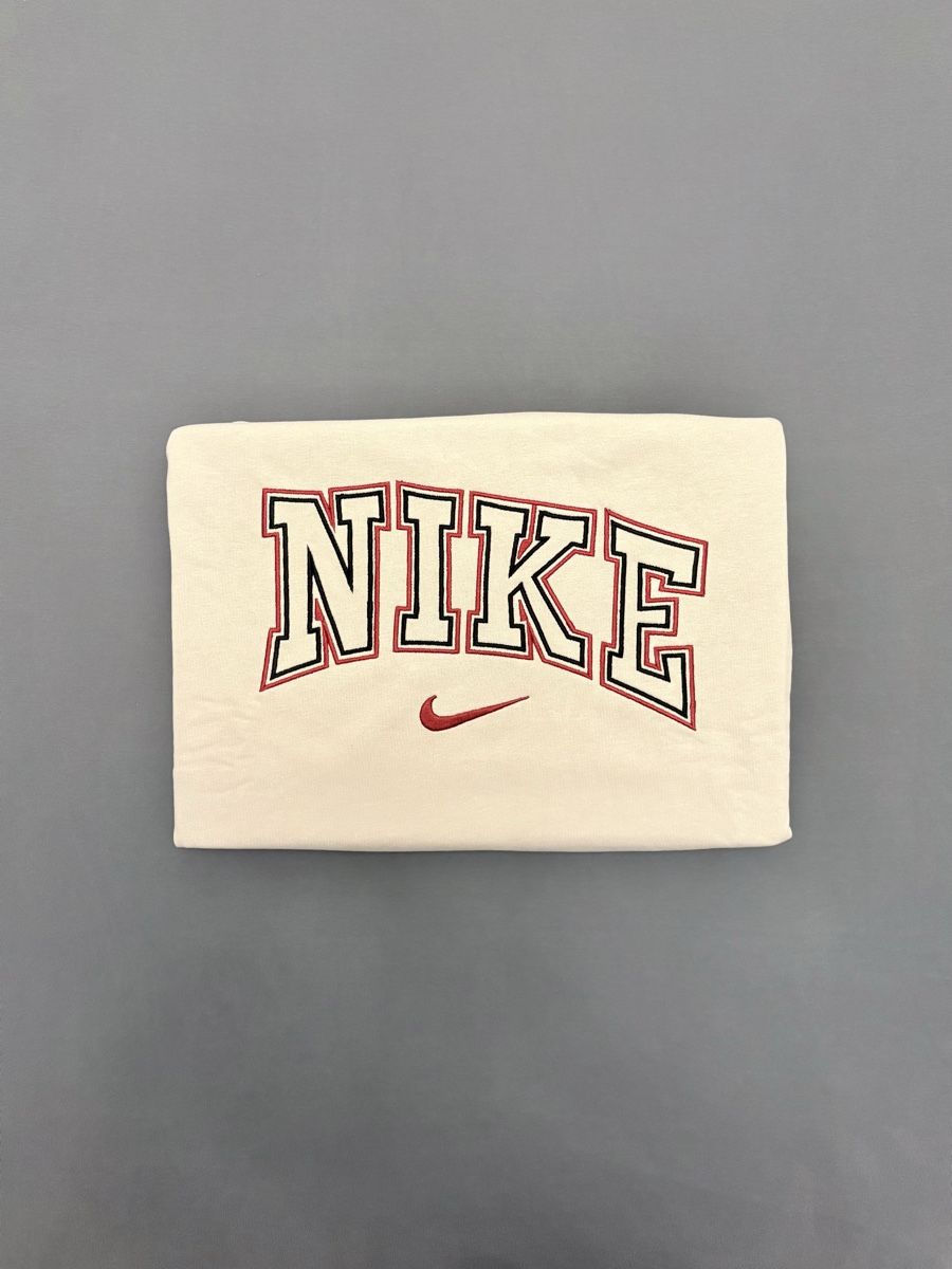 Nike Maglioni & Felpe: Nike Vintage Beige Pullover Gr.M – Usato da Zürich venduto da steal-deals 3