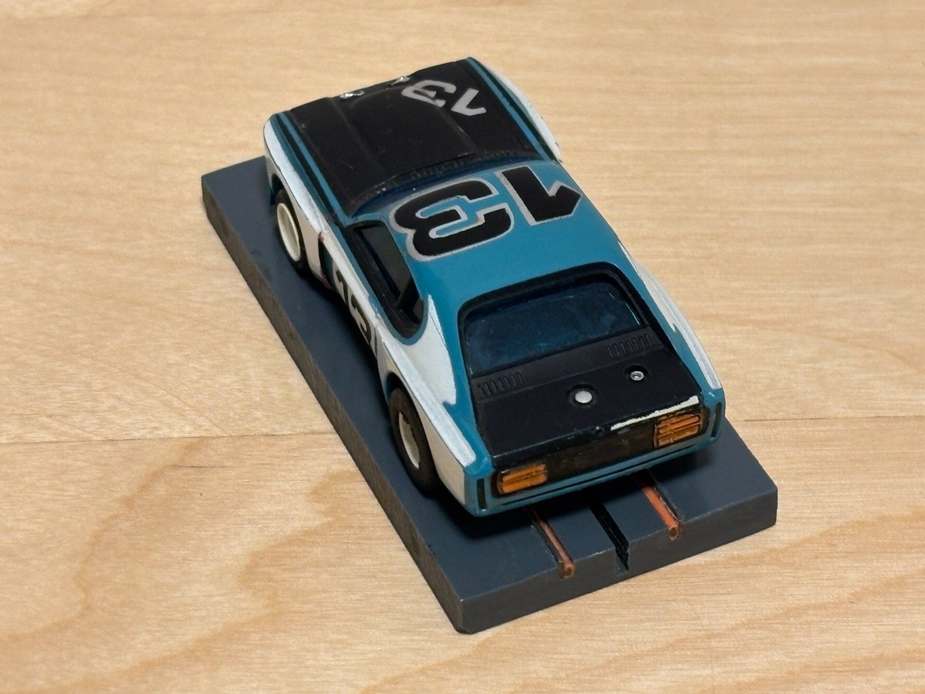 Faller Piste: Aurora AFX Capri blau/weiss #13 mit Originalbox – Usato da Bülach venduto da h0slotch 3